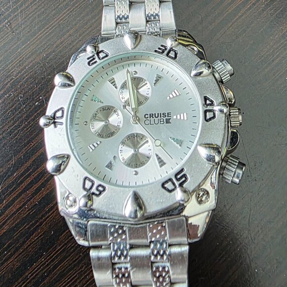 Sophisticated Brand New Cruise Club Quartz Men’s Watch⌚✨ - Picture 1 of 4